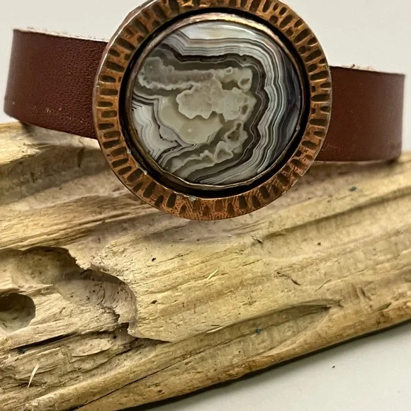 Copper-Trimmed Leather Bracelet with Banded Agate - Picture 1 of 4